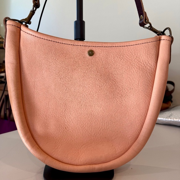 Go Forth Goods Celeste Small Leather Hobo Peach Fuzz - Picture 2 of 9